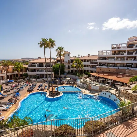 Sunny Terrace With Heated Pool View * San Miguel de Abona