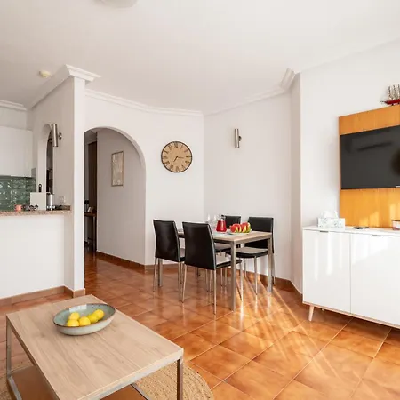 Sunny Terrace With Heated Pool View San Miguel de Abona