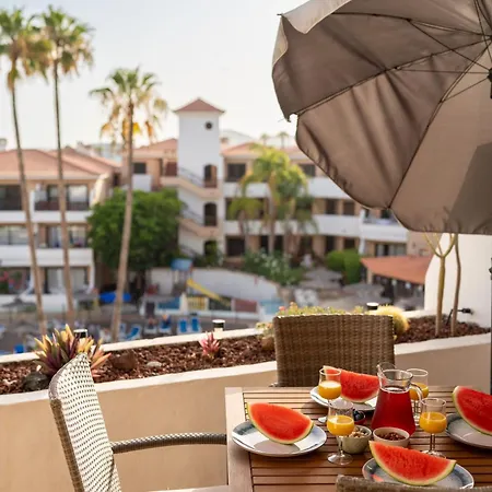 Sunny Terrace With Heated Pool View *