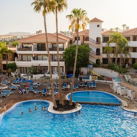 Apartmán Sunny Terrace With Heated Pool View